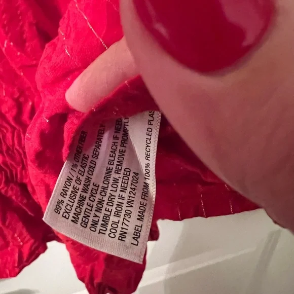 Universal threads medium Red off the shoulder Women's Top - Picture 6 of 6